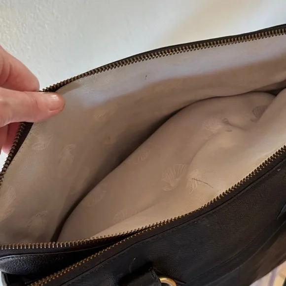 Modalu Pippa 2011 Black Leather Handbag with Gold Accents - Picture 4 of 13